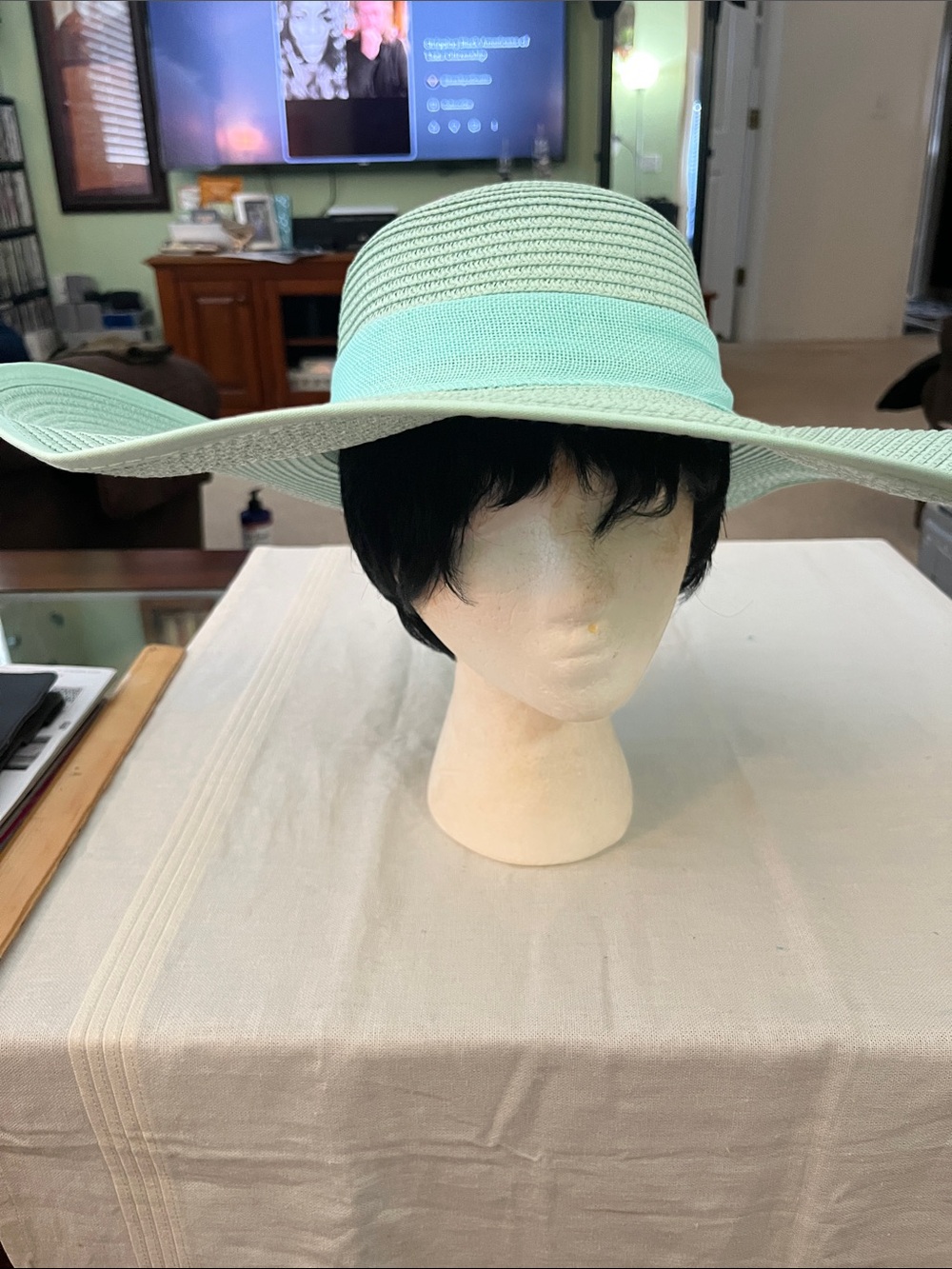 Beautiful Wide Brim Straw Sun Hat in Mint/Seafoam